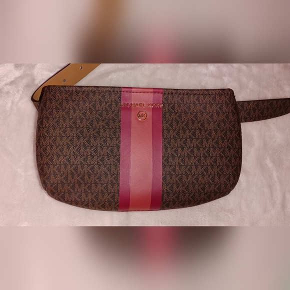 Michael Kors belt - Picture 4 of 16